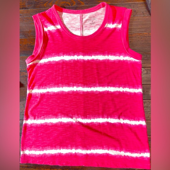 Short Sleeve T-Shirt (NWT) - Sizes S M L XL Banana Republic